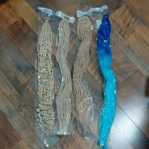 Synthetic Hair Extensions & Dreads Bundle in Blonde and Blue 24"